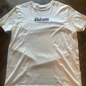 creme volcom shirt size large
